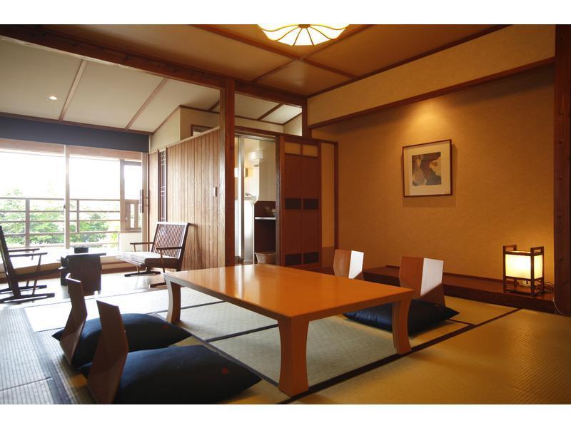 Toba Seaside Hotel Exterior photo