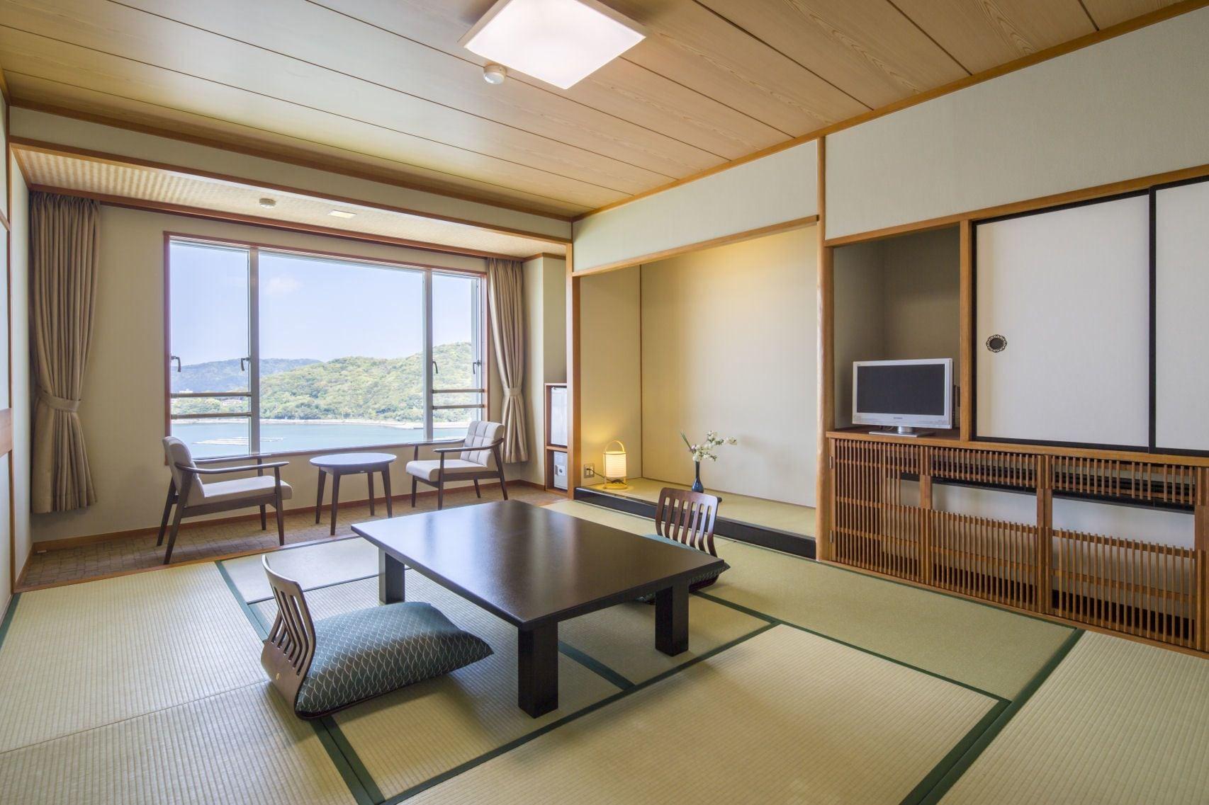 Toba Seaside Hotel Exterior photo